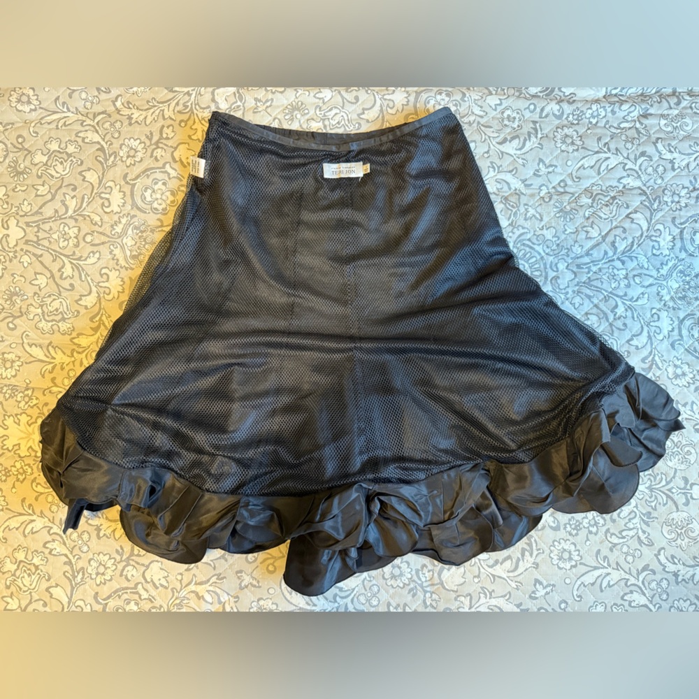 Rickie Freeman for Teri Jon Black Silk Ruffle Skirt | Size 6 - Picture 6 of 8